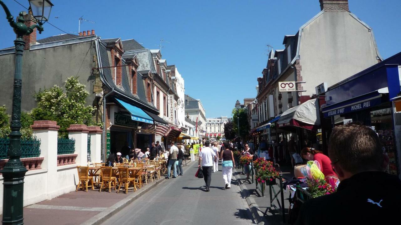 Cabourg - Hyper Centre, Plage エクステリア 写真